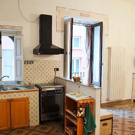 Vico Xiii Apartment